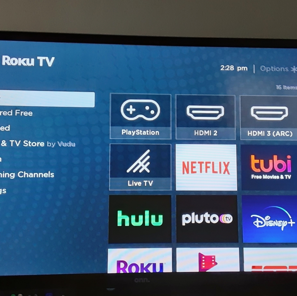 32 inch smart Roku TV new still have the box